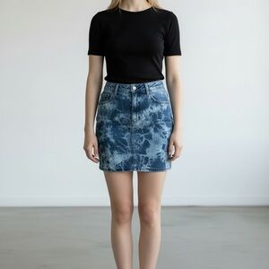 BCBGMaxAzria Blue Denim Style Tie-Dye Mini Skirt Stretch Cotton Y2K Medium